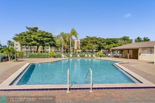 13105 16th Ct, Hollywood FL  33027-2448 exterior