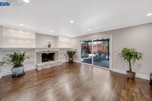 829 Katrina St, Livermore CA  94550-2392 exterior