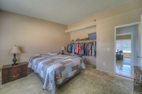 725 Dallas Ave, San Bernardino CA  92410-1127 exterior