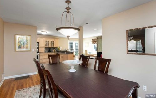 98 Birch St, Closter NJ  07624-1745 exterior