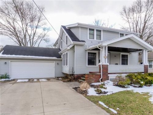 340 Austin St, Berea, OH 44017-2152
