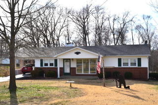 117 Byrd Rd, Paris, TN 38242-5505