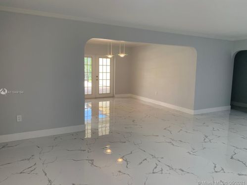 3661 52nd Ave, Hollywood FL  33021-2247 exterior