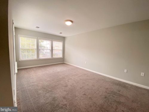 179 Dunlap Dr, Charles Town WV  25414-6509 exterior