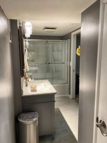 208 Harrington Ave, Crown Point IN  46307-3804 exterior