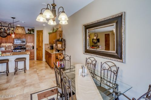 1736 Chestnut Blvd, Lake Havasu City AZ  86404-8409 exterior