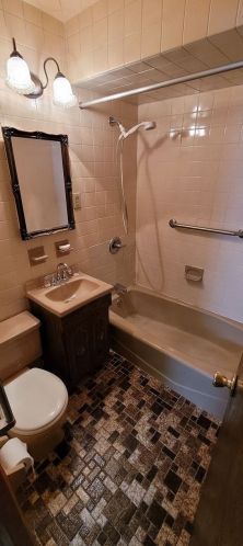 61 49th St, Bayonne NJ  07002-4015 exterior