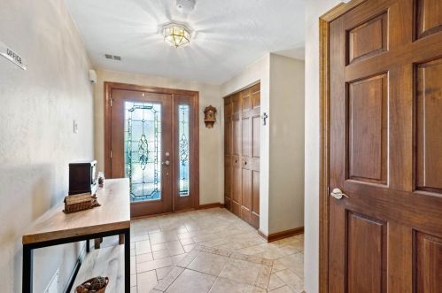 115 Wescott Dr, Pittsburgh, PA 15237-1745