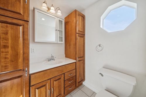 5 Stahl Sq, South Connellsville PA  15425-4007 exterior