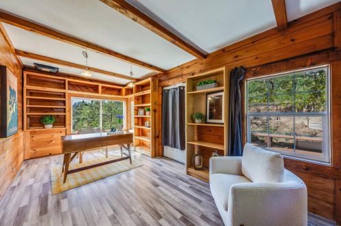 17944 Madrone Dr, Los Gatos CA  95033-8955 exterior