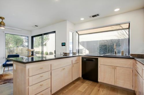 2021 Discovery Village Ln, Rancho Cordova CA  95670-3065 exterior