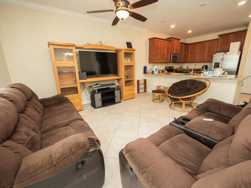 6496 Sedgeford Dr, Lakeland FL  33811-1833 exterior