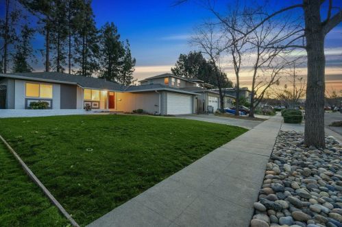 4112 Lemoyne Way, Campbell, CA 95008-3748