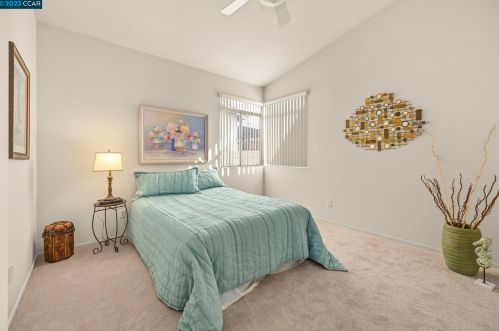 373 Bartlett Ln, Vacaville CA  95687-3128 exterior