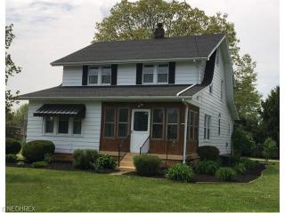 1011 Meese Rd, Fairhope, OH 44641-2719