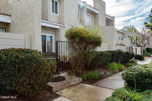 5692 Los Angeles Ave, Simi Valley, CA 93063-4263