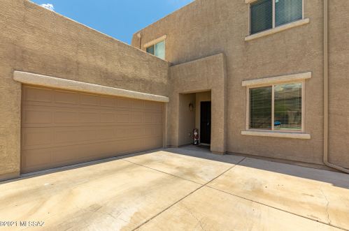 10580 Desert Drifter Pl, Tucson, AZ 85747-6031