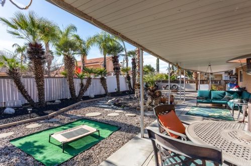 1444 Mouton Dr, San Jacinto CA  92583-5718 exterior