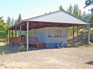 31907 Phillips Ln, Seven Bays, WA 99122-9327