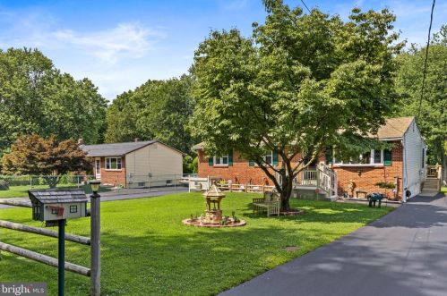 2145 Locust St, Boothwyn, PA 19061-3761