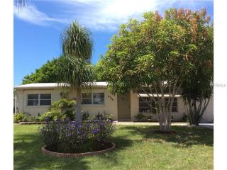 6736 Georgia Ave, Bradenton, FL 34207-5639
