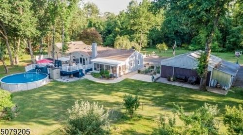 110 Kosciuszko Rd, White House Station, NJ 08889-3501