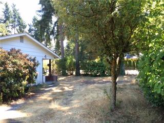 8416 100th Street Ct, Lakewood, WA 98498-4414