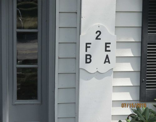 2 Locust Ct, Fishkill NY  12524-2634 exterior