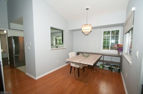 15 Encampment Dr, Bedminster NJ  07921-1835 exterior