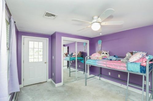 67 Butler St, Salem NH  03079-3940 exterior