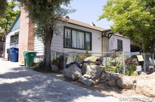 1102-1114 1st St, El Cajon, CA 92021-4837