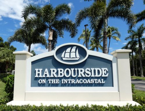 1 Harbourside Dr, Delray Beach FL  33483-5126 exterior