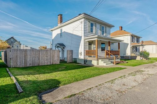 2121 Dailey Ave, Latrobe PA  15650-3028 exterior