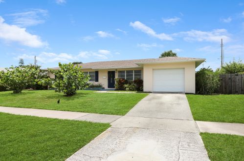 524 Lighthouse Dr, West Palm Beach, FL 33408-4341