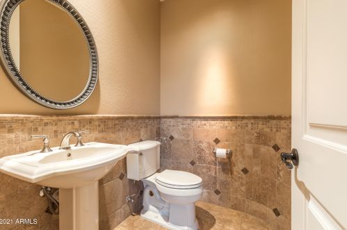 5421 Milton Dr, Cave Creek AZ  85331-2452 exterior