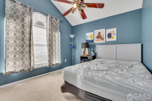 35 Carlisle Ct, Old Bridge NJ  08857-2777 exterior