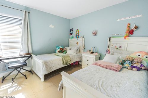 3019 40 St, Lehigh Acres FL 33976-4642 exterior