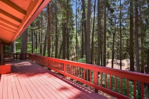 3626 Gold Ridge Trl, Pacific House CA  95726-9734 exterior