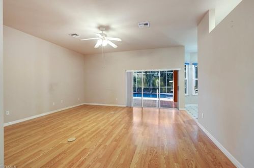 10348 Wood Ibis Ave, Bonita Springs, FL 34135-7636