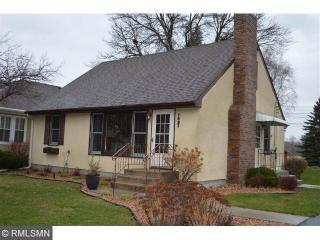 1627 Sandhurst Dr, Saint Paul, MN 55109-3629