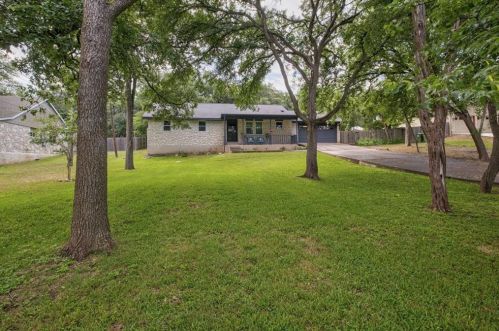 12704 Taylor Dr, Creedmoor, TX 78610-2454
