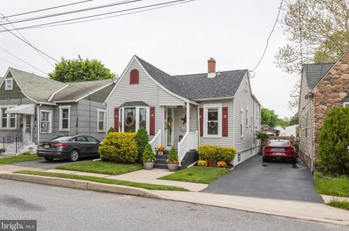 2617 Johnson Rd, Boothwyn, PA 19061-3524