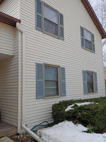 902 Sawyer Dr, Marshfield, WI 54449-1267