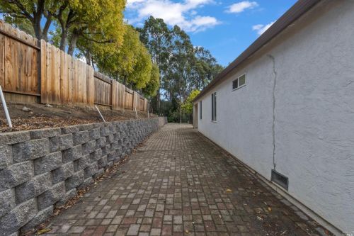 412 Turner Dr, Benicia CA  94510-1413 exterior