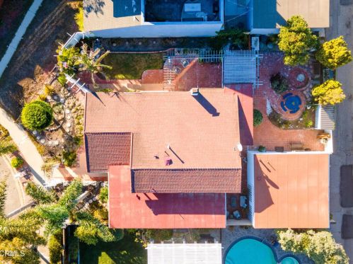 1805 Adelaide Ct, Oxnard CA 93035-3102 exterior