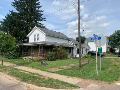708 Market St, Danville, OH 43014