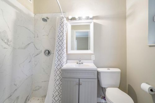 6260 Ocean Blvd, Boynton Beach FL  33435-5212 exterior