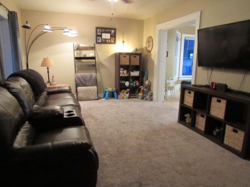 247 Oak Grove Ave, Green Bay, WI 54302-2811