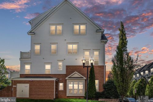 14584 Marlow St, Gainesville, VA 20155-4055