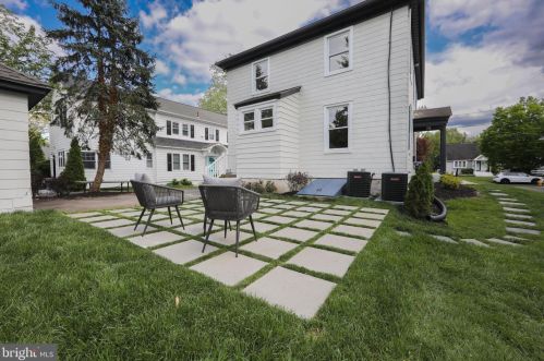 281 Rhoads Ave, Tavistock NJ  08033-1470 exterior